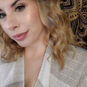 Meet your Posher, Nichole